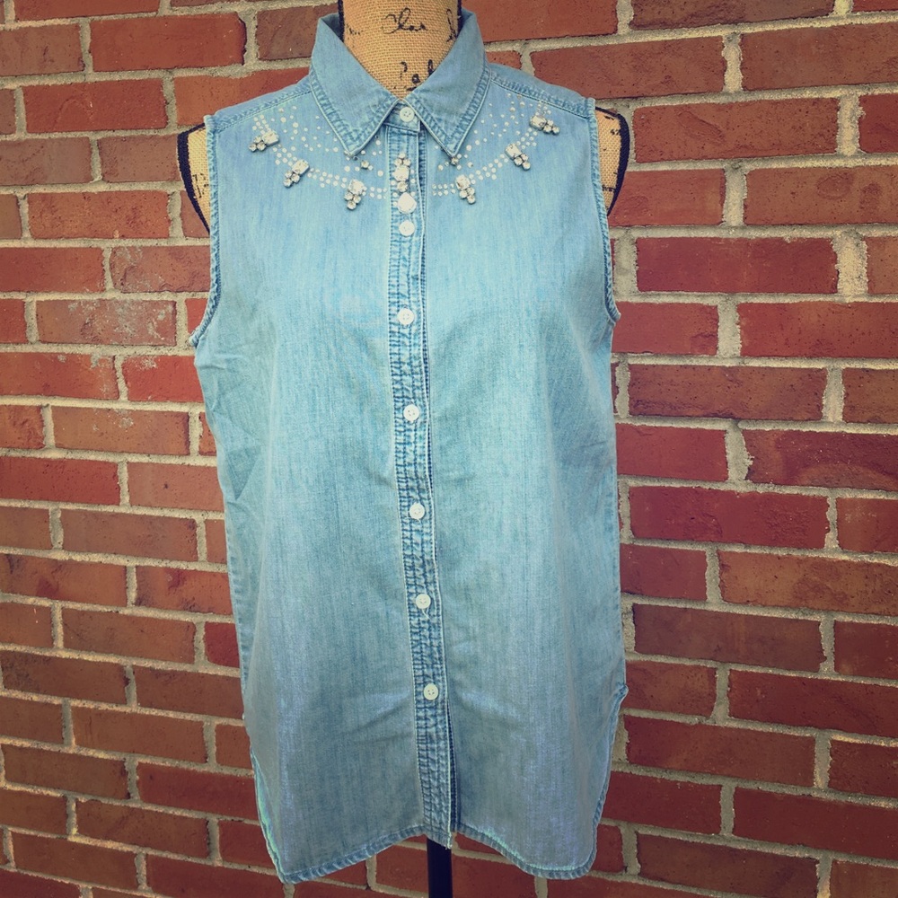 NWT Chico's Button Front Chambray Top With Jewels